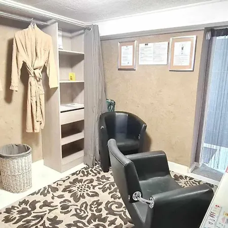 ゲストハウス Jacuzzi Et Sauna Privatifs Volmerange-Les-Mines