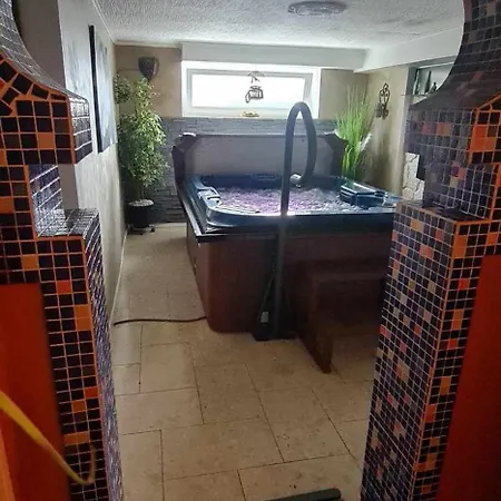 ゲストハウス Jacuzzi Et Sauna Privatifs *