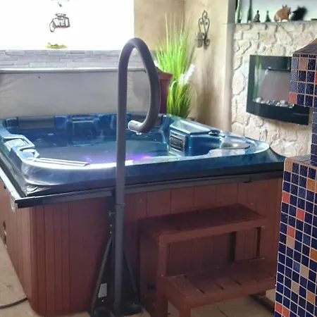 ゲストハウス Jacuzzi Et Sauna Privatifs *