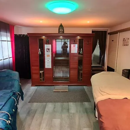 ゲストハウス Jacuzzi Et Sauna Privatifs Volmerange-Les-Mines